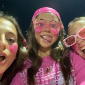 Meet your Posher, Lena